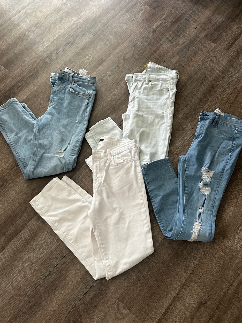 Jeans bundle - size 27 and Size 4